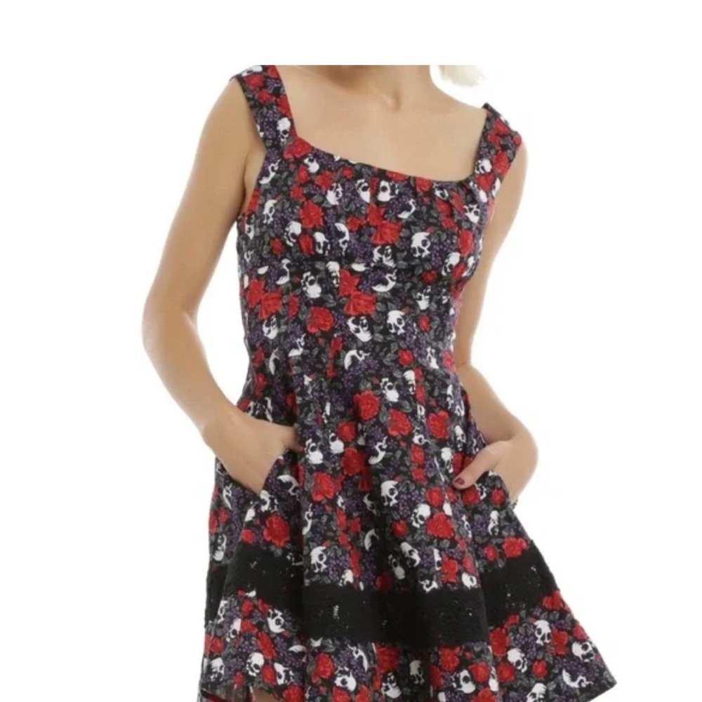 Hot Topic Purple & Red Skull Rose Dress sz XL
